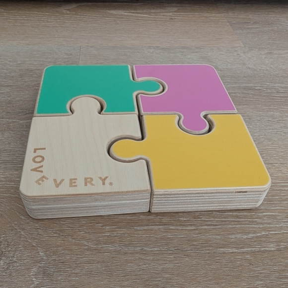 Lovevery Chunky Wooden Jigsaw Puzzle - Picture 4 of 5